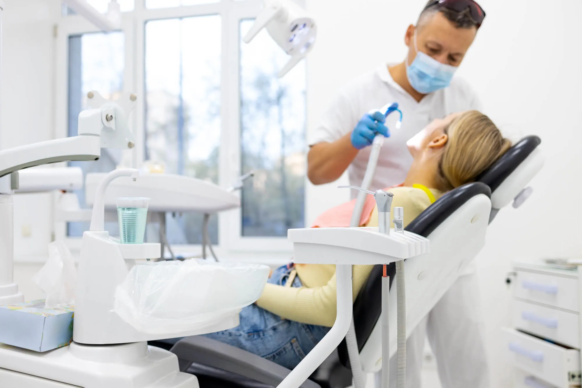 patient scheduled for Professional teeth cleaning Da Vista St. Pete